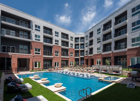Sundeck at Berkshire Pullman, Frisco, Texas